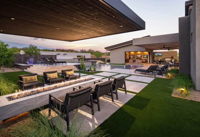 black-mountain-parker-backyard-1956-cc-rgb-ret